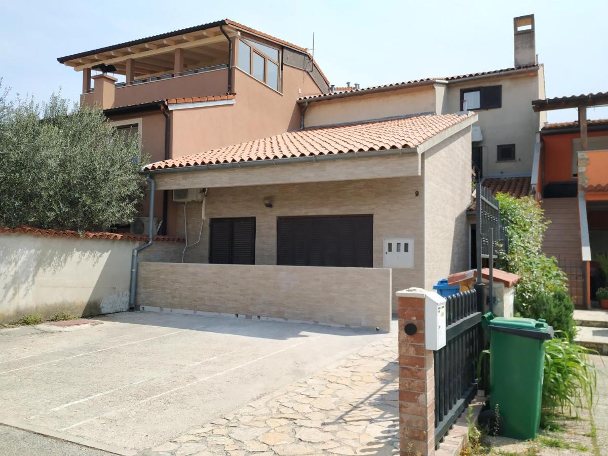 Apartments Zlatko プーラ エクステリア 写真