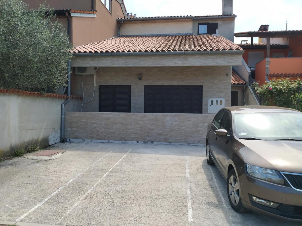Apartments Zlatko プーラ エクステリア 写真